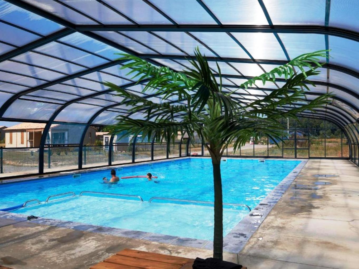 Chalet 3 Chambres Dans Un Domaine Prive Avec Piscine Chauffee Et City Park Marzan Exterior photo